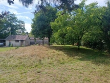 Construisez votre avenir sur 1 008 m2 de tranquillité   Lava