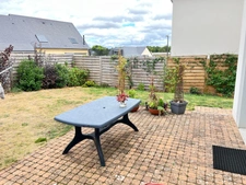 Maison récente à Azé