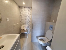 Maison LAVAL quartier recherché