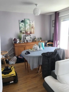  Appartement T4 avec vue imprenable sur Laval 