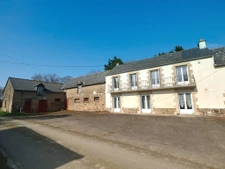 MAISON AVEC DEPENDANCES