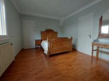 Maison familiale 3 chambres + bureau   très grand terrain