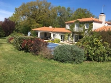 VENTE CONFIDENTIELLE   Propriété d'exception en bord de Sèvr