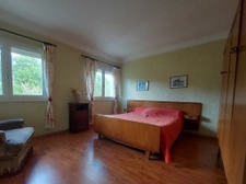 Maison familiale 3 chambres + bureau   très grand terrain