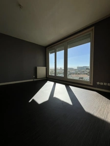 À LOUER   Appartement de 64 m2   Cholet, rue de la Sèvre