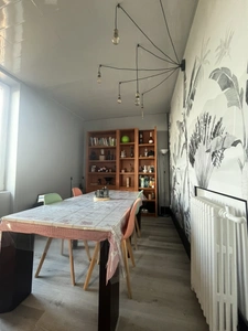 Appartement rénové en centre ville à Mauléon