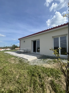 Maison neuve de plain-pied à louer   Saint-Laurent-sur-Sèvre