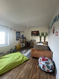 Appartement rénové en centre ville à Mauléon