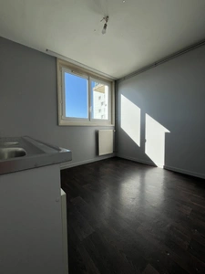 À LOUER   Appartement de 64 m2   Cholet, rue de la Sèvre
