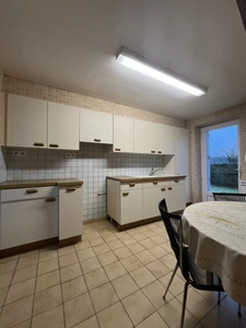 Maison à rénover avec grand terrain constructible- Saint-Pie