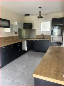  Maison de 110 m2 3 chambres + buanderie ou bureau + garage