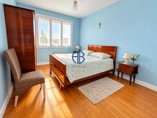 Maison de charme au coeur du village, 3 chambres et beau potentiel d'aménagement !