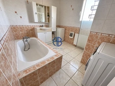 Maison de plain pied 126 m² 4 chambres terrain clos de 1000 m²