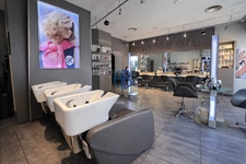 À VENDRE FONDS DE COMMERCE SALON DE COIFFURE DAVID&SON  RIVES (38)