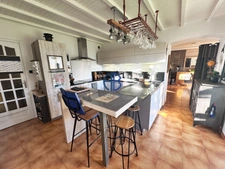 Demeure élégante de caractère 5 chambres dont suite parentale au rez-de-chaussée située à Colombe (38)