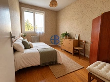 Maison de charme au coeur du village, 3 chambres et beau potentiel d'aménagement !