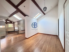 Chaleureuse maison familiale de plain-pied dans un quartier prisé de Voreppe