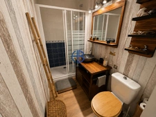 Élégante demeure de caractère aux volumes généreux, avec piscine et cinq suites, au coeur d'un environnement préservé