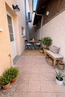 Maison rénové plein de cachet au coeur de Marcilloles