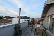 BOUCAU   T4 de 95 m2 - Superbe DUPLEX en ATTIQUE   Vue dégag