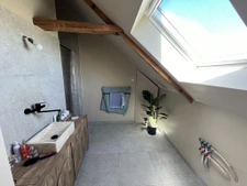 Longère en pierre avec dépendances sur 9500 m2, aux portes d