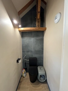 Longère en pierre avec dépendances sur 9500 m2, aux portes d