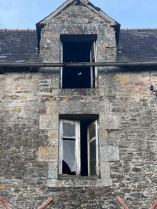 Maison à Rénover en Pleine Nature   Grand Potentiel avec Dép