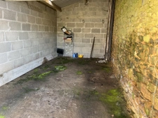 Longère en pierre avec dépendances sur 9500 m2, aux portes d