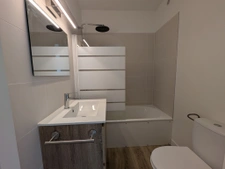 T3 rénové avec jardinet privatif   Plein centre Sainte-Anne-