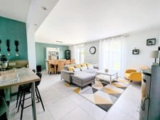 Maison néo - bretonne rénovée 5 pièces   Vie de plain-pied  