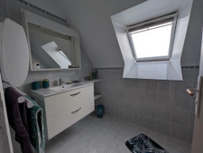 Plescop : Maison familiale de 100 m2 dans un hameau, en impa