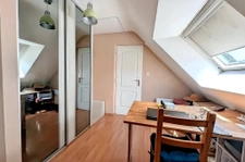 Ploeren : Maison familiale   4 chambres + bureau avec jardin
