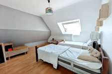 Ploeren : Maison familiale   4 chambres + bureau avec jardin