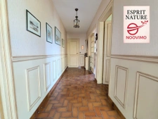 Maison Néo-Bretonne avec grand terrain, T2 indépendant   Plo