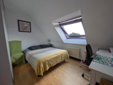 Plescop : Maison familiale de 100 m2 dans un hameau, en impa