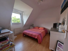 Plescop : Maison familiale de 100 m2 dans un hameau, en impa