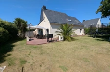 Ploeren : Maison familiale   4 chambres + bureau avec jardin