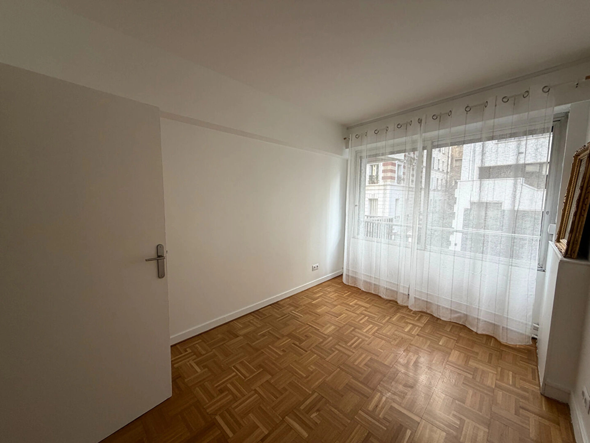 PARIS 16 - RANELAGH 11