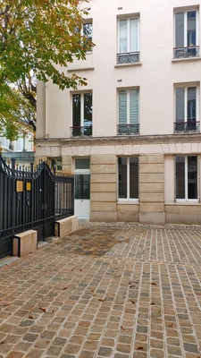 PARIS 17 - PORTE MAILLOT 11