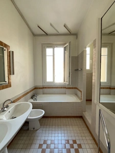 PARIS 16 - LA MUETTE 9