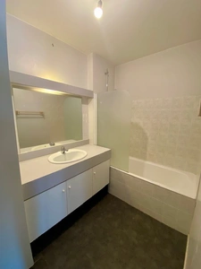 Appartement situé à proximité des commerces et du centre-vil