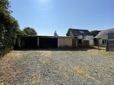 A 10 MIN ENVIRON DE GUINGAMP (SQUIFFIEC) - IMMEUBLE DE RAPPO