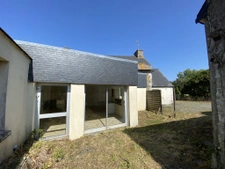 A 10 MIN ENVIRON DE GUINGAMP (SQUIFFIEC) - IMMEUBLE DE RAPPO