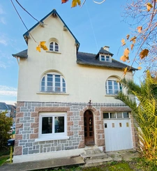 SAINT-BRIEUC - CHARMANTE MAISON DE STYLE AVEC 5 CHAMBRES !