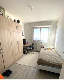 Appartement situé à proximité immédiate des commerces et la 