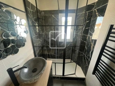 Superbe appartement refait a neuf , face a l'océan et a deux 10