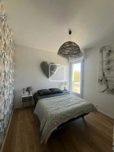 Superbe appartement refait a neuf , face a l'océan et a deux 13