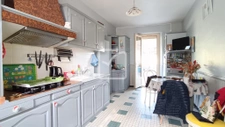 Grande maison bien entretenue, idéale pour famille. 6