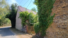 Petite périgourdine à restaurer sur 8 ha. 5