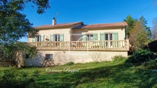 belle maison 5 chambres et vaste garage 1
